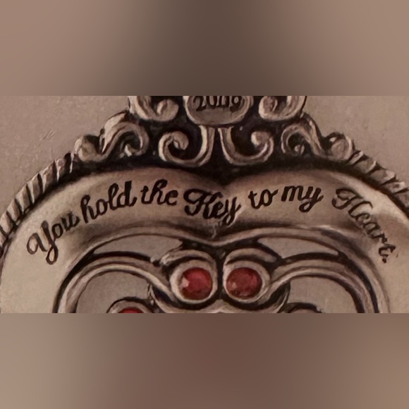 BUY 1 get 1 FREE  - CARLTON “Our Christmas Together” Heirloom Christmas … - Picture 2 of 4